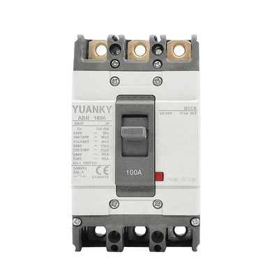 2P 3P 4P MCCBの遮断器によって形成された場合800amp 500V/690Vは電圧50/60Hzを評価した頻度を評価した